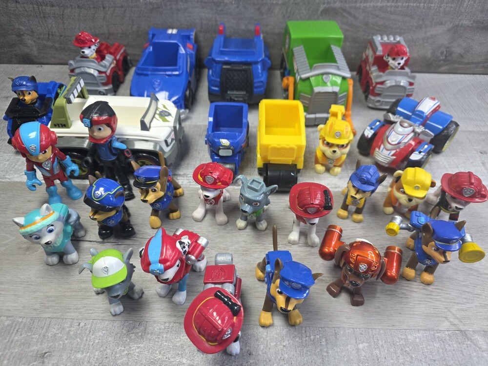 Large Lot 18 Paw Patrol Figures & 10 Vehicles Marshall Chase Rubble Etc b307
